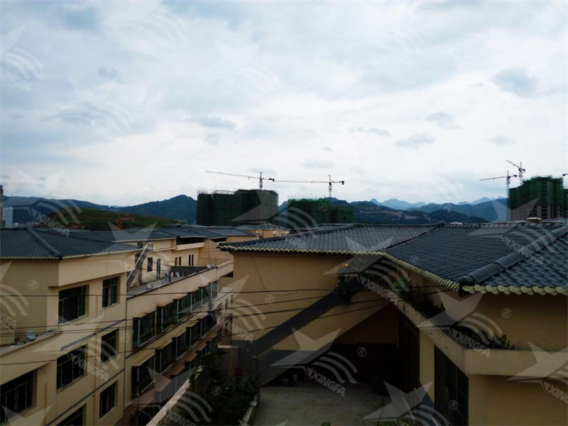 農(nóng)村房屋改造新趨勢(shì)：合成樹(shù)脂瓦替代彩鋼瓦的優(yōu)勢(shì)